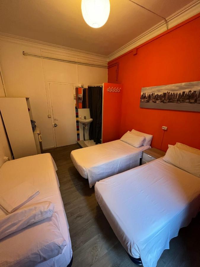 Pension Arosa Βαρκελώνη Εξωτερικό φωτογραφία